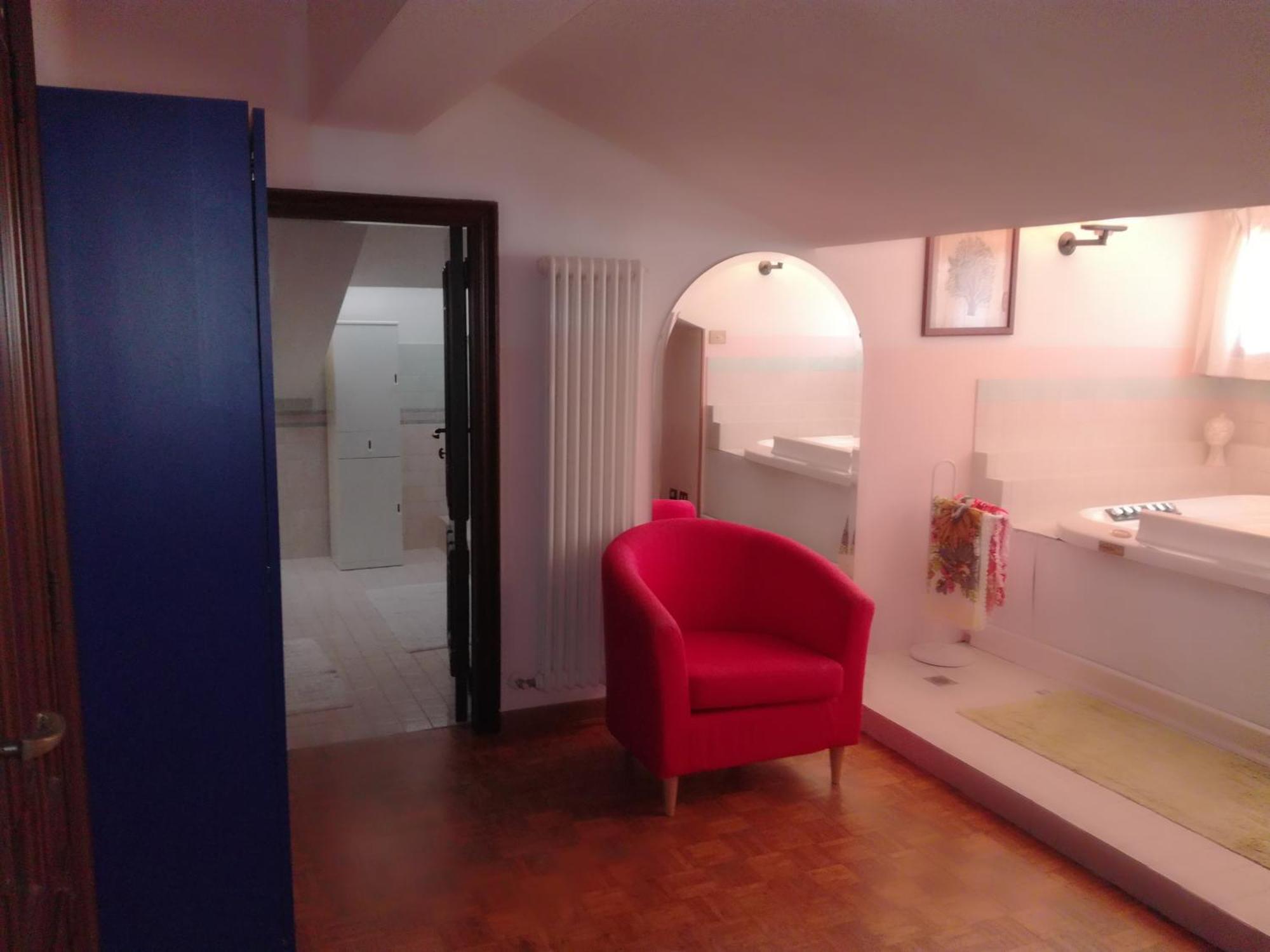 Villa Iris Suite In Open Space Con Jacuzzi In Villa In Centro Citta Con Parcheggio Privato Senigallia Exterior photo